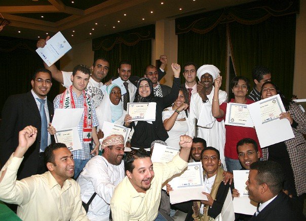 صورة بشهادات التقدير